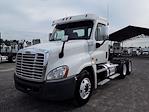 Used 2017 Freightliner Cascadia Day Cab 6x4, Semi Truck for sale #672895 - photo 4