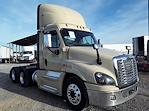 Used 2017 Freightliner Cascadia Day Cab 6x4, Semi Truck for sale #678457 - photo 4