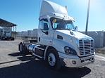 Used 2018 Freightliner Cascadia Day Cab 4x2, Semi Truck for sale #750313 - photo 4