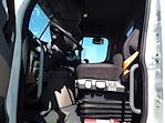 Used 2018 Freightliner Cascadia Day Cab 4x2, Semi Truck for sale #750313 - photo 7