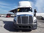 Used 2018 Freightliner Cascadia Day Cab 6x2, Semi Truck for sale #755311 - photo 4