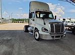 Used 2018 Freightliner Cascadia Day Cab 4x2, Semi Truck for sale #761841 - photo 3