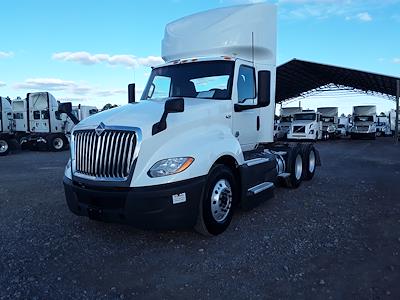 Used 2018 International LT SBA 6x4, Semi Truck for sale #785408 - photo 1