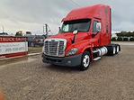 Used 2019 Freightliner Cascadia Sleeper Cab 6x4, Semi Truck for sale #827604 - photo 1