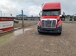 Used 2019 Freightliner Cascadia Sleeper Cab 6x4, Semi Truck for sale #827604 - photo 2