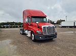 Used 2019 Freightliner Cascadia Sleeper Cab 6x4, Semi Truck for sale #827604 - photo 3