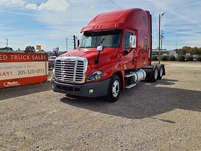 Used 2019 Freightliner Cascadia Sleeper Cab 6x4, Semi Truck for sale #835373 - photo 1