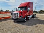 Used 2019 Freightliner Cascadia Sleeper Cab 6x4, Semi Truck for sale #835373 - photo 1