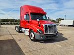 Used 2019 Freightliner Cascadia Sleeper Cab 6x4, Semi Truck for sale #835373 - photo 4