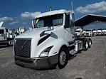 Used 2019 Volvo VNL 6x4, Semi Truck for sale #861932 - photo 1