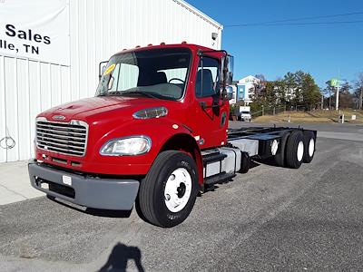Used 2014 Freightliner M2 106 6x4, Cab Chassis for sale #526858 - photo 1