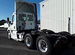 Used 2016 Freightliner Cascadia Day Cab 6x4, Semi Truck for sale #659988 - photo 2