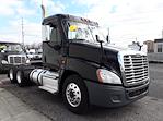 Used 2017 Freightliner Cascadia Day Cab 6x4, Semi Truck for sale #662286 - photo 1