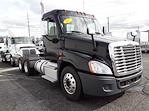 Used 2017 Freightliner Cascadia Day Cab 6x4, Semi Truck for sale #662287 - photo 4