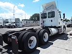 Used 2017 Freightliner Cascadia Day Cab 6x4, Semi Truck for sale #673442 - photo 5