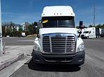 Used 2017 Freightliner Cascadia Sleeper Cab 6x4, Semi Truck for sale #679377 - photo 3