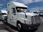 Used 2018 Freightliner Cascadia Sleeper Cab 6x4, Semi Truck for sale #688894 - photo 4