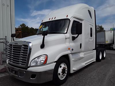 Used 2019 Freightliner Cascadia Sleeper Cab 6x4, Semi Truck for sale #786761 - photo 1