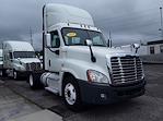 Used 2019 Freightliner Cascadia Day Cab 4x2, Semi Truck for sale #809594 - photo 4