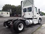 Used 2019 Freightliner Cascadia Day Cab 4x2, Semi Truck for sale #809594 - photo 5