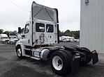 Used 2019 Freightliner Cascadia Day Cab 4x2, Semi Truck for sale #809594 - photo 2