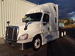 Used 2019 Freightliner Cascadia Sleeper Cab 6x4, Semi Truck for sale #813200 - photo 1