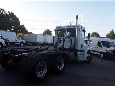Used 2016 Freightliner Cascadia Day Cab 6x4, Semi Truck for sale #372355 - photo 2