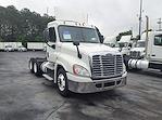 Used 2016 Freightliner Cascadia Day Cab 6x4, Semi Truck for sale #381763 - photo 4