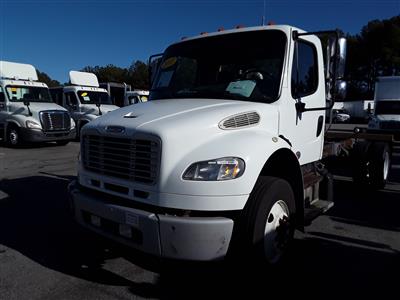Used 2013 Freightliner M2 106 4x2, 20' Cab Chassis for sale #514709 - photo 1