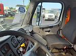 Used 2015 Freightliner M2 106 Conventional Cab 4x2, Cab Chassis for sale #570199 - photo 7