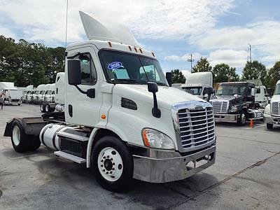 Used 2016 Freightliner Cascadia Day Cab 4x2, Semi Truck for sale #655229 - photo 1