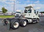 Used 2017 Freightliner Cascadia Day Cab 6x4, Semi Truck for sale #664375 - photo 2