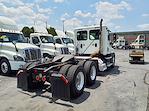 Used 2017 Freightliner Cascadia Day Cab 6x4, Semi Truck for sale #670842 - photo 2