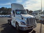 Used 2017 Freightliner Cascadia Day Cab 6x4, Semi Truck for sale #671467 - photo 4