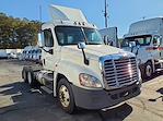 Used 2017 Freightliner Cascadia Day Cab 6x4, Semi Truck for sale #678631 - photo 4