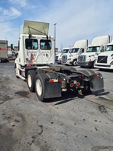 Used 2018 Freightliner Cascadia Day Cab 6x4, Semi Truck for sale #685221 - photo 2