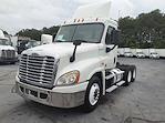 Used 2018 Freightliner Cascadia Day Cab 6x4, Semi Truck for sale #744685 - photo 2