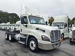 Used 2019 Freightliner Cascadia Day Cab 6x4, Semi Truck for sale #791225 - photo 1