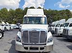 Used 2019 Freightliner Cascadia Day Cab 6x4, Semi Truck for sale #795277 - photo 4