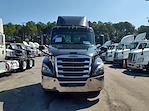 Used 2019 Freightliner Cascadia Day Cab 6x4, Semi Truck for sale #812967 - photo 3