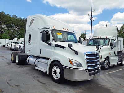 Used 2019 Freightliner Cascadia Sleeper Cab 6x4, Semi Truck for sale #840551 - photo 1