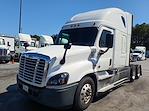 Used 2019 Freightliner Cascadia Sleeper Cab 6x4, Semi Truck for sale #862517 - photo 4