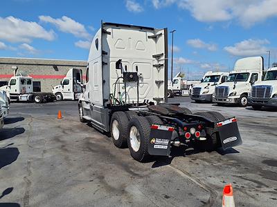 Used 2019 Freightliner Cascadia Sleeper Cab 6x4, Semi Truck for sale #862547 - photo 2