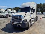 Used 2019 Freightliner Cascadia Sleeper Cab 6x4, Semi Truck for sale #862547 - photo 1