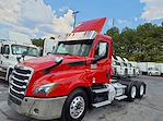 Used 2019 Freightliner Cascadia Day Cab 6x4, Semi Truck for sale #875393 - photo 4