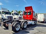 Used 2019 Freightliner Cascadia Day Cab 6x4, Semi Truck for sale #875394 - photo 2