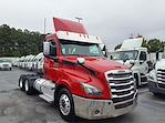 Used 2019 Freightliner Cascadia Day Cab 6x4, Semi Truck for sale #875396 - photo 1