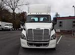 Used 2018 Freightliner Cascadia Day Cab 4x2, Semi Truck for sale #221548 - photo 3