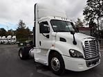 Used 2018 Freightliner Cascadia Day Cab 4x2, Semi Truck for sale #221548 - photo 4