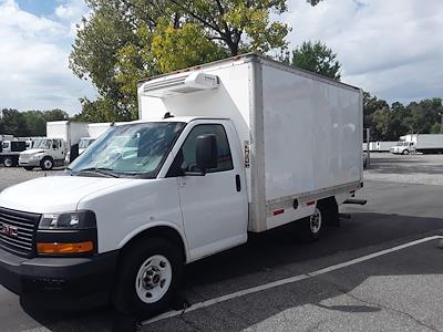 Used 2020 GMC Savana 3500 4x2, Box Truck for sale #292954 - photo 1